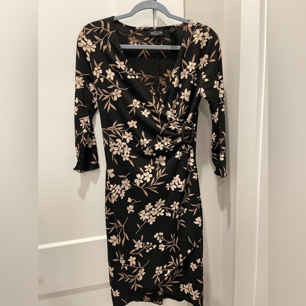 Floral pattern wrap dress